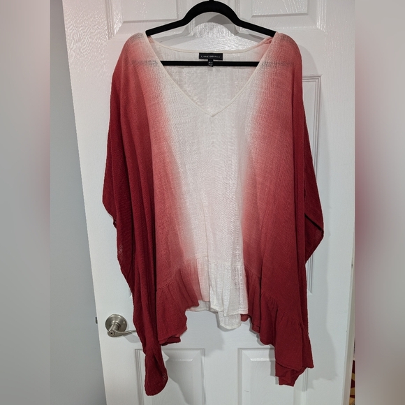 Lane Bryant Red and White Ombre V-Neck Sharkbite Hem Kimono/Poncho Size 26/28 - Picture 1 of 10